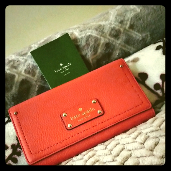 kate spade Handbags - Kate Spade Wallet.
